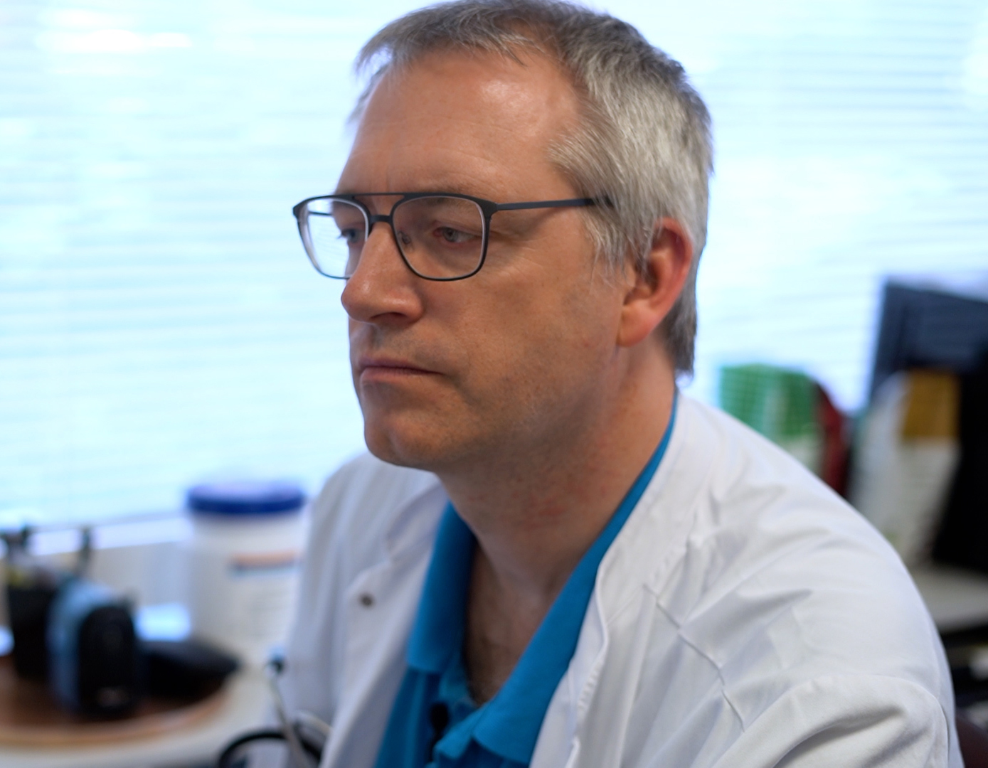 Troels Weinecke, overlæge på Neurologisk Afdeling i Roskilde og leder af den danske del af studiet.